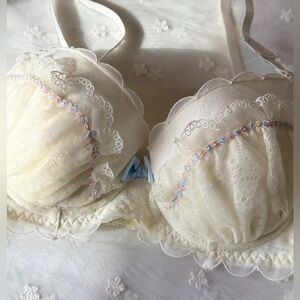 US-32B/JP-C70  Japanese Brand Cute Ruffle Lace Trim Embroidered Satin Bow Bra